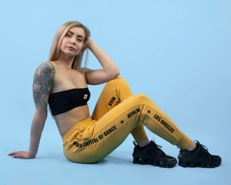 stroje-taneczne-dla-kobiet-stroje-hip-hop-dla-dziewczyn.jpg