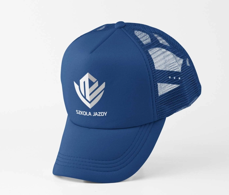 granatowa-czapka-trucker.jpg
