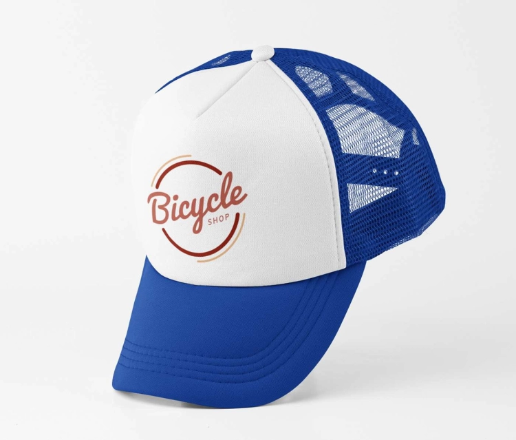 niebieska-biala-trucker-z-nadrukiem.jpg