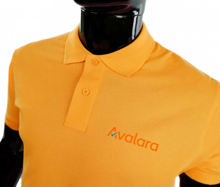 spersonalizowana-koszulka-polo-dziecieca-brzoskwiniowa.jpg