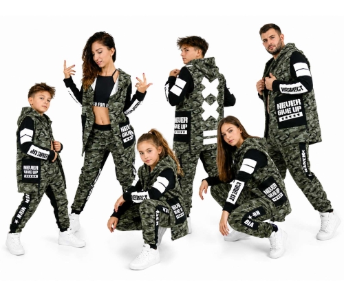70-bluzy-moro-dla-zespolu.jpg
